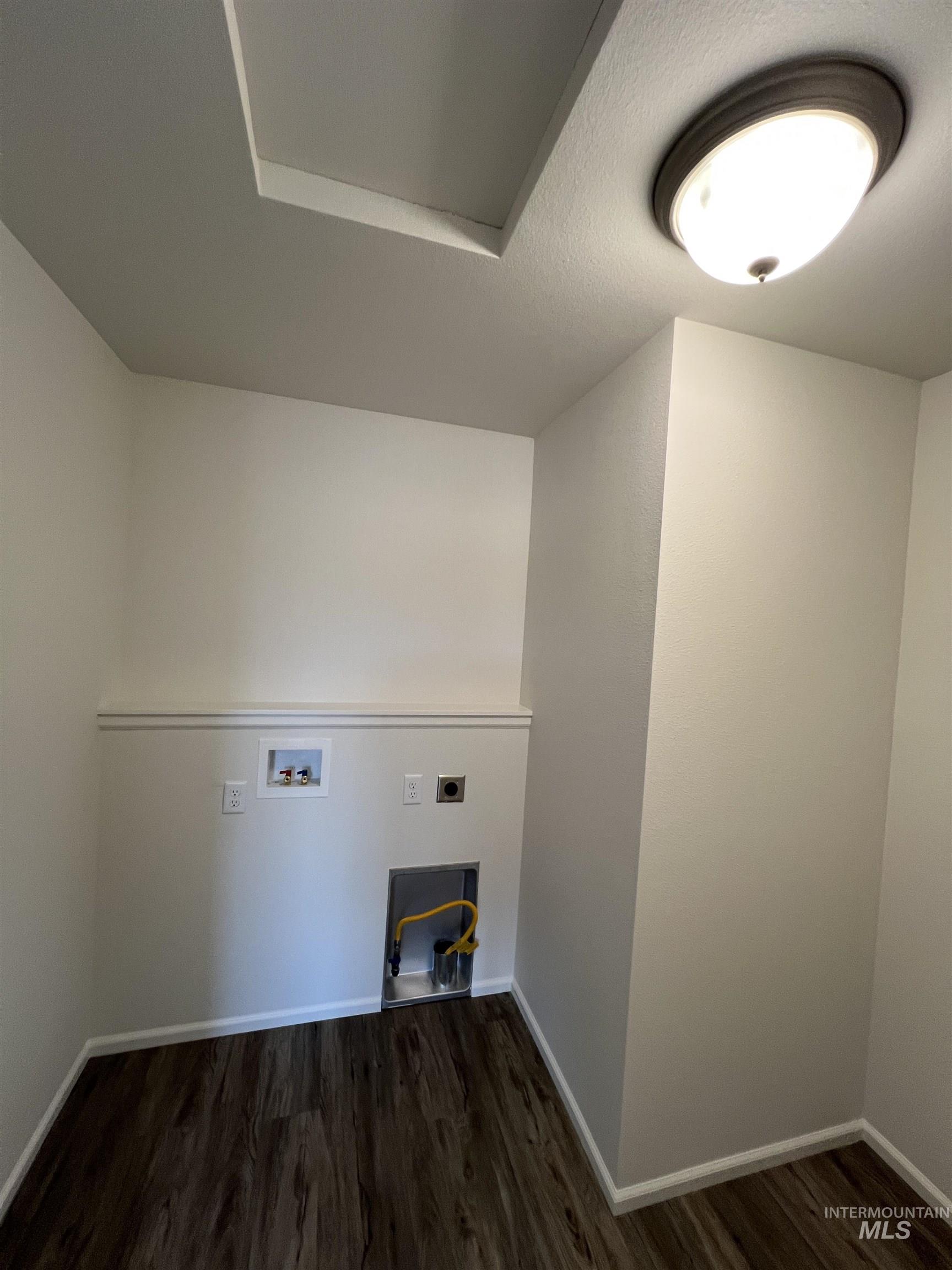 1738 Yellowstone Court, Lewiston, Idaho 83501, 3 Bedrooms, 2 Bathrooms, Residential For Sale, Price $389,900,MLS 98972412