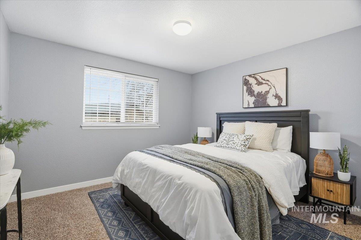 406 N Shady Grove Pl, Kuna, Idaho 83634, 3 Bedrooms, 1.5 Bathrooms, Residential For Sale, Price $339,000,MLS 98972414