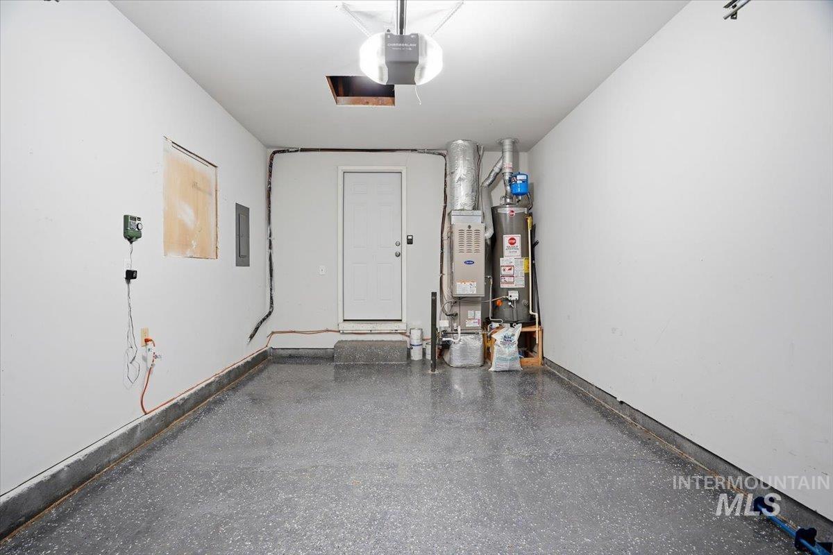 406 N Shady Grove Pl, Kuna, Idaho 83634, 3 Bedrooms, 1.5 Bathrooms, Residential For Sale, Price $339,000,MLS 98972414