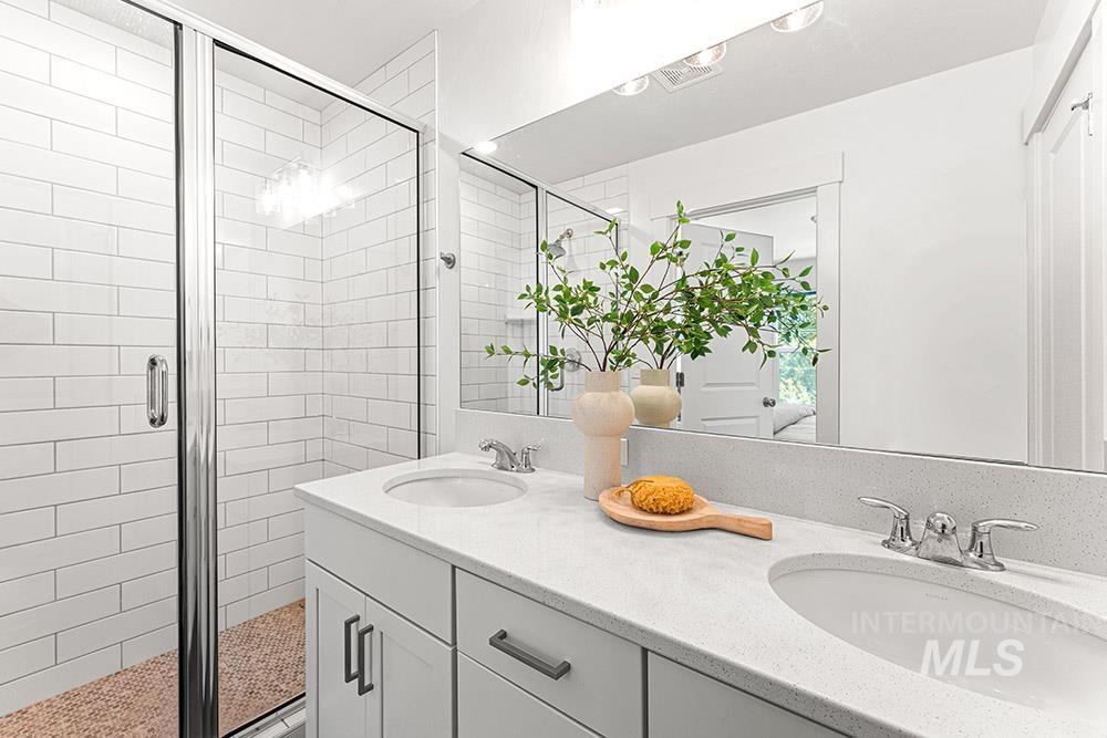 1732 N Shamrock, Boise, Idaho 83713, 4 Bedrooms, 3.5 Bathrooms, Residential For Sale, Price $449,900,MLS 98972415