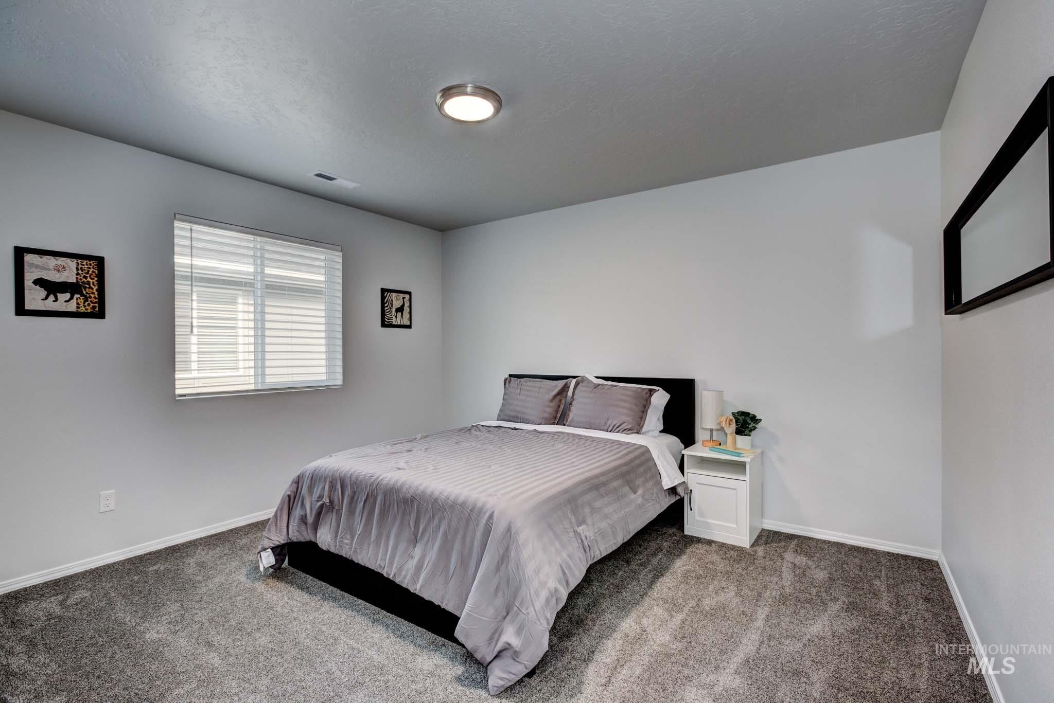 4394 W Sunny Cove St, Meridian, Idaho 83646, 4 Bedrooms, 2 Bathrooms, Residential For Sale, Price $499,900,MLS 98972416