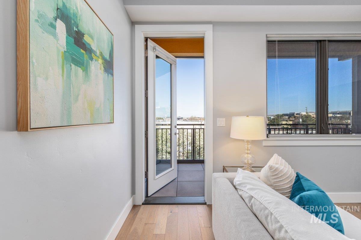 880 W River Street, Boise, Idaho 83702-0000, 1 Bedroom, 1 Bathroom, Residential For Sale, Price $579,000,MLS 98972418