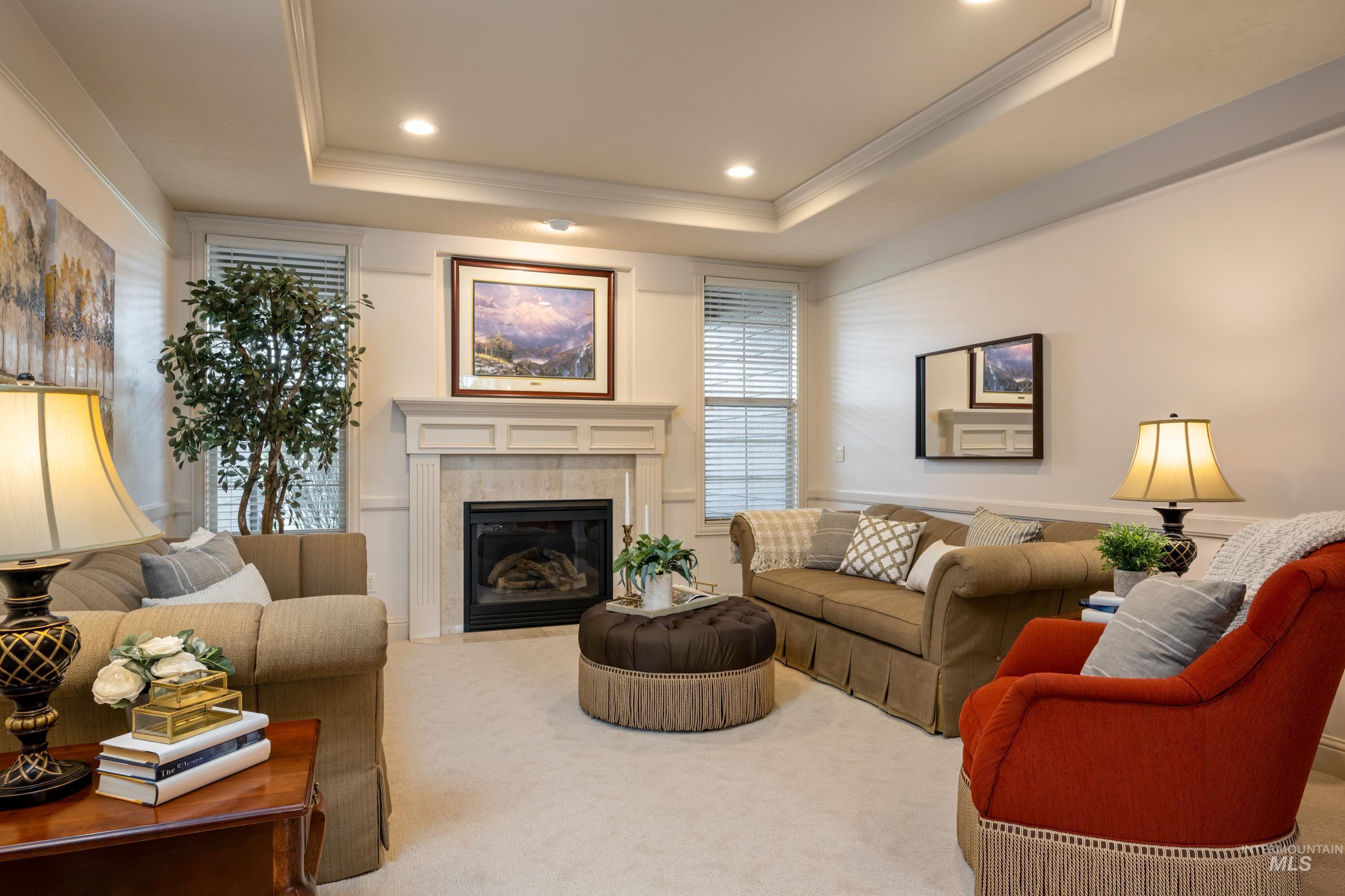 647 W Water Grove Drive, Eagle, Idaho 83616, 5 Bedrooms, 4.5 Bathrooms, Residential For Sale, Price $1,199,000,MLS 98972419