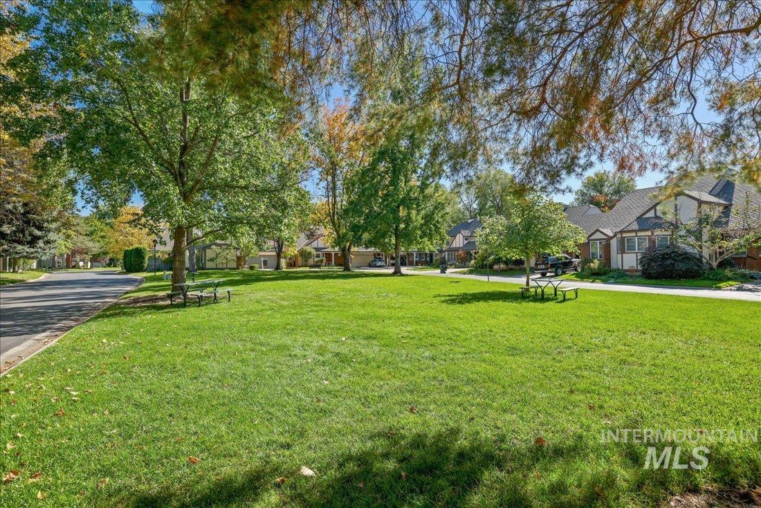 1549 E Lenz Lane, Boise, Idaho 83712, 3 Bedrooms, 2.5 Bathrooms, Residential For Sale, Price $750,000,MLS 98972420