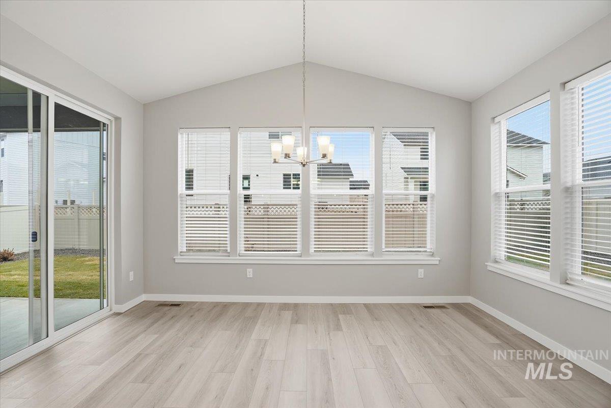 2311 N Silver Wolf Pl, Star, Idaho 83669, 4 Bedrooms, 2.5 Bathrooms, Residential For Sale, Price $649,990,MLS 98972421