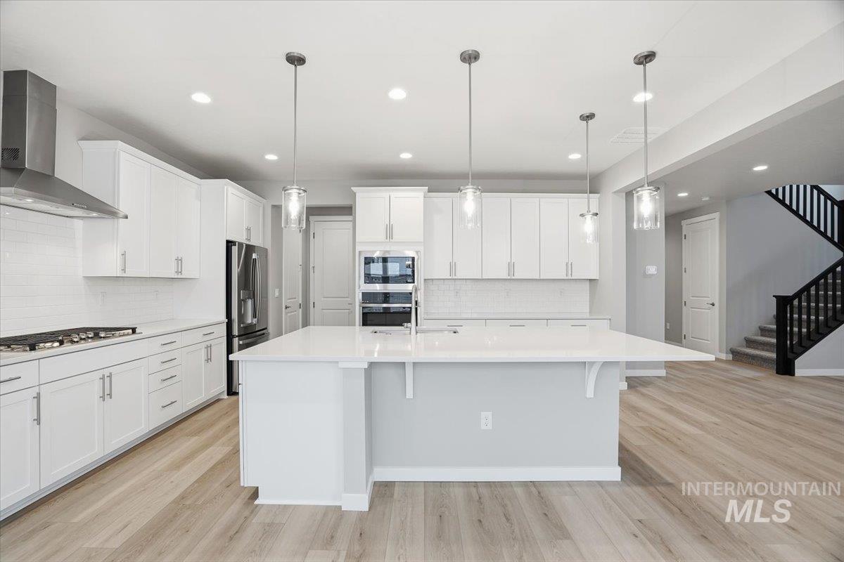 2311 N Silver Wolf Pl, Star, Idaho 83669, 4 Bedrooms, 2.5 Bathrooms, Residential For Sale, Price $649,990,MLS 98972421