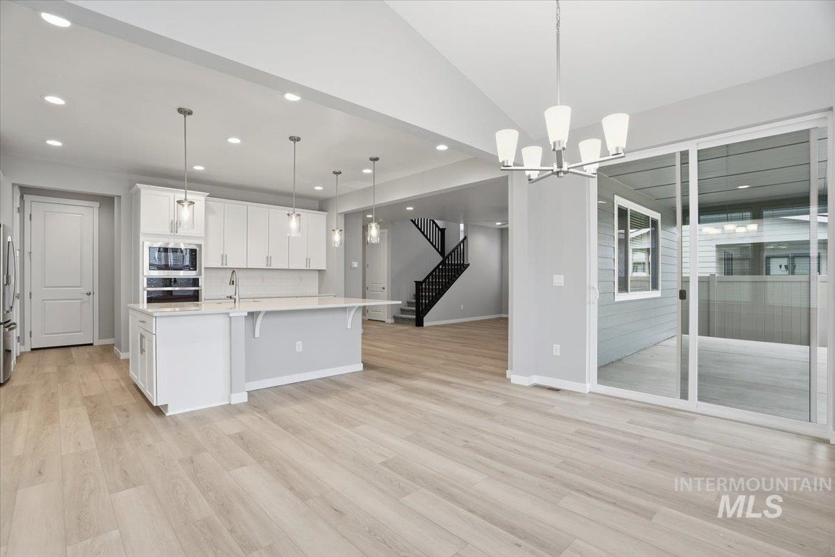 2311 N Silver Wolf Pl, Star, Idaho 83669, 4 Bedrooms, 2.5 Bathrooms, Residential For Sale, Price $649,990,MLS 98972421