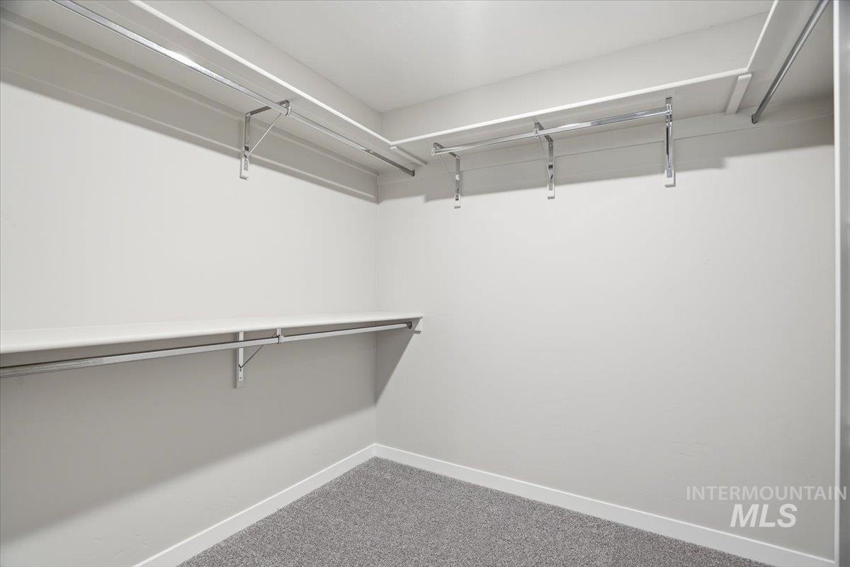 2311 N Silver Wolf Pl, Star, Idaho 83669, 4 Bedrooms, 2.5 Bathrooms, Residential For Sale, Price $649,990,MLS 98972421