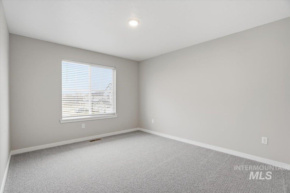 2311 N Silver Wolf Pl, Star, Idaho 83669, 4 Bedrooms, 2.5 Bathrooms, Residential For Sale, Price $649,990,MLS 98972421