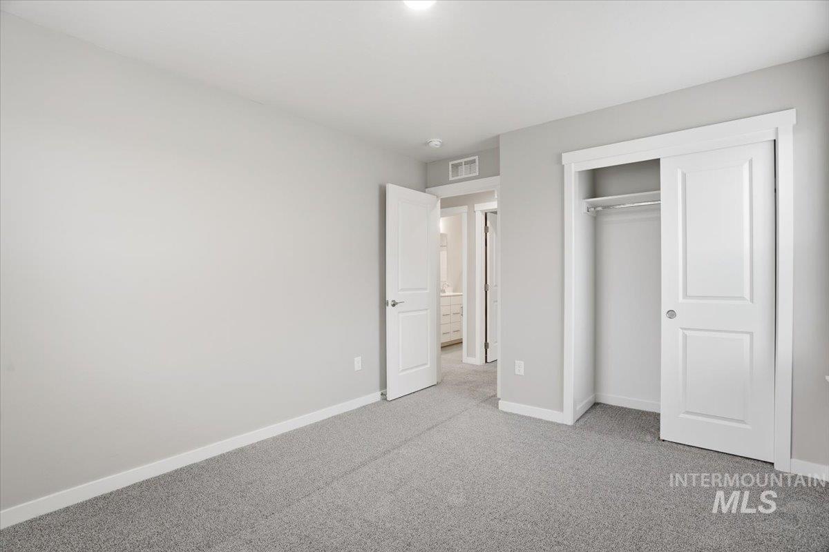 2311 N Silver Wolf Pl, Star, Idaho 83669, 4 Bedrooms, 2.5 Bathrooms, Residential For Sale, Price $649,990,MLS 98972421