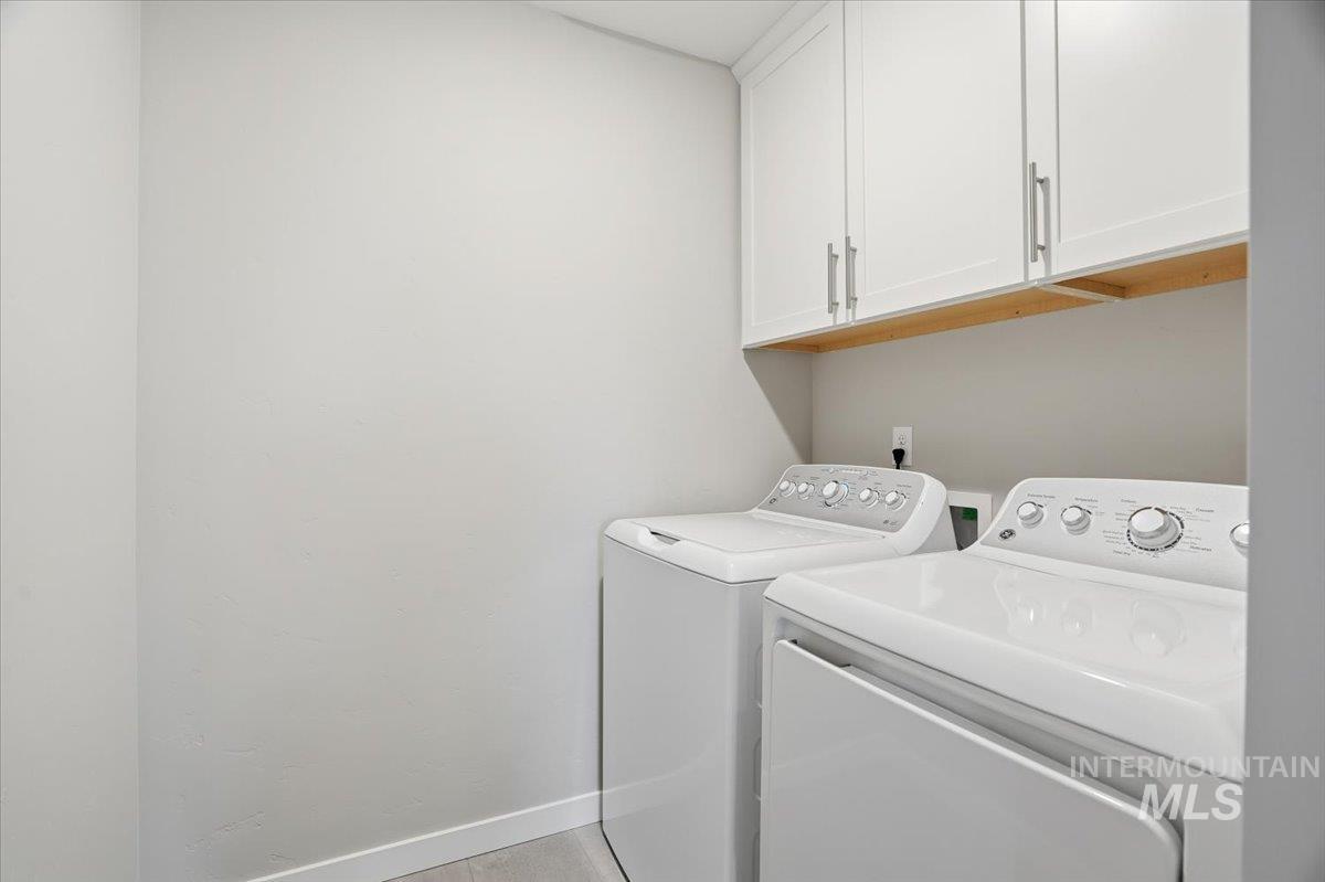 2311 N Silver Wolf Pl, Star, Idaho 83669, 4 Bedrooms, 2.5 Bathrooms, Residential For Sale, Price $649,990,MLS 98972421