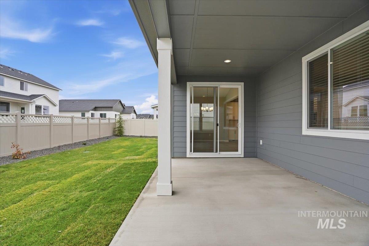 2311 N Silver Wolf Pl, Star, Idaho 83669, 4 Bedrooms, 2.5 Bathrooms, Residential For Sale, Price $649,990,MLS 98972421