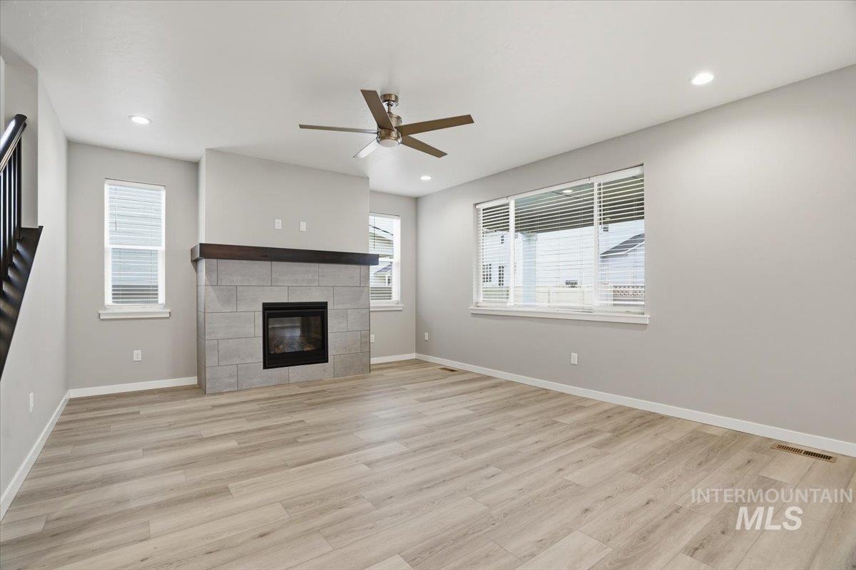 2311 N Silver Wolf Pl, Star, Idaho 83669, 4 Bedrooms, 2.5 Bathrooms, Residential For Sale, Price $649,990,MLS 98972421