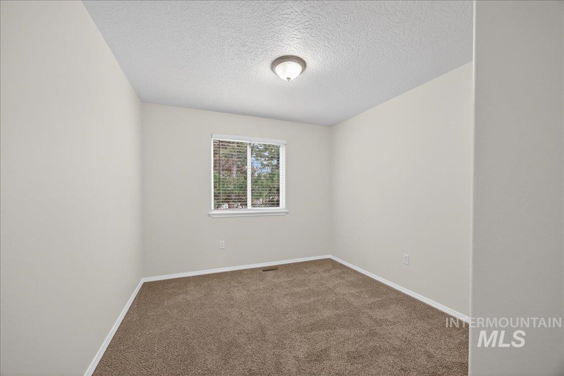 3535 E Fort Boise Ln, Boise, Idaho 83716, 4 Bedrooms, 2.5 Bathrooms, Residential For Sale, Price $489,900,MLS 98972422