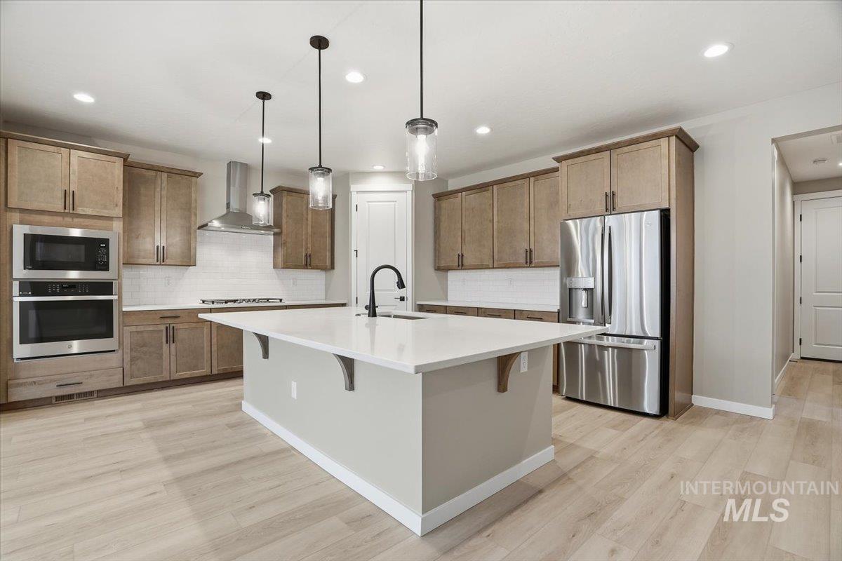 2315 N Silver Wolf Pl, Star, Idaho 83669, 5 Bedrooms, 4 Bathrooms, Residential For Sale, Price $679,990,MLS 98972425