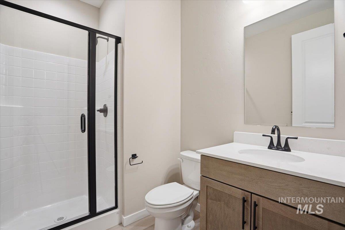 2315 N Silver Wolf Pl, Star, Idaho 83669, 5 Bedrooms, 4 Bathrooms, Residential For Sale, Price $679,990,MLS 98972425