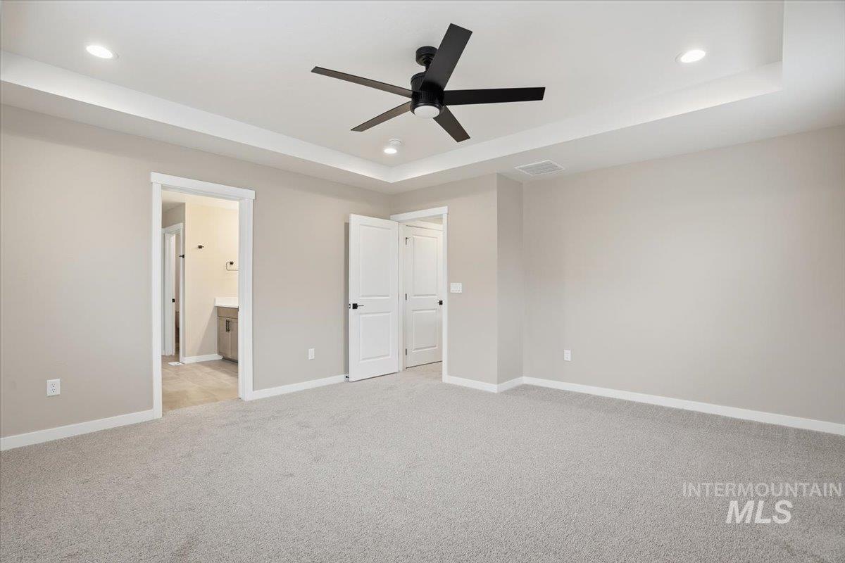 2315 N Silver Wolf Pl, Star, Idaho 83669, 5 Bedrooms, 4 Bathrooms, Residential For Sale, Price $679,990,MLS 98972425