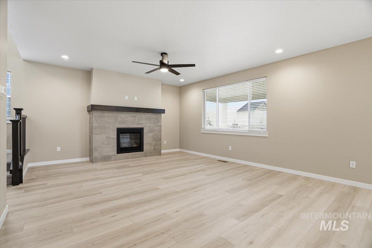 2315 N Silver Wolf Pl, Star, Idaho 83669, 5 Bedrooms, 4 Bathrooms, Residential For Sale, Price $679,990,MLS 98972425