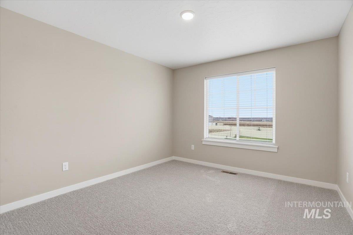 2315 N Silver Wolf Pl, Star, Idaho 83669, 5 Bedrooms, 4 Bathrooms, Residential For Sale, Price $679,990,MLS 98972425