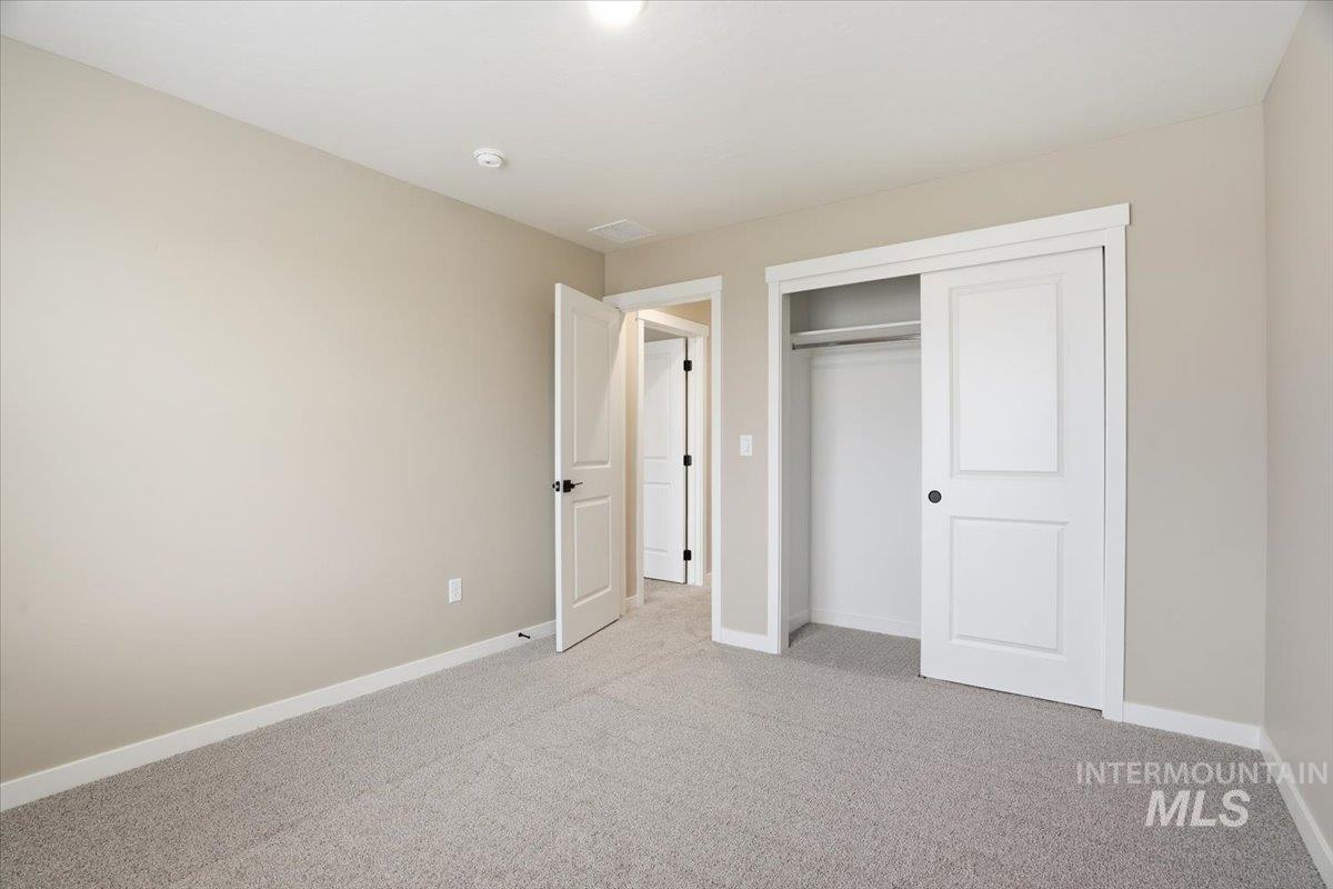 2315 N Silver Wolf Pl, Star, Idaho 83669, 5 Bedrooms, 4 Bathrooms, Residential For Sale, Price $679,990,MLS 98972425