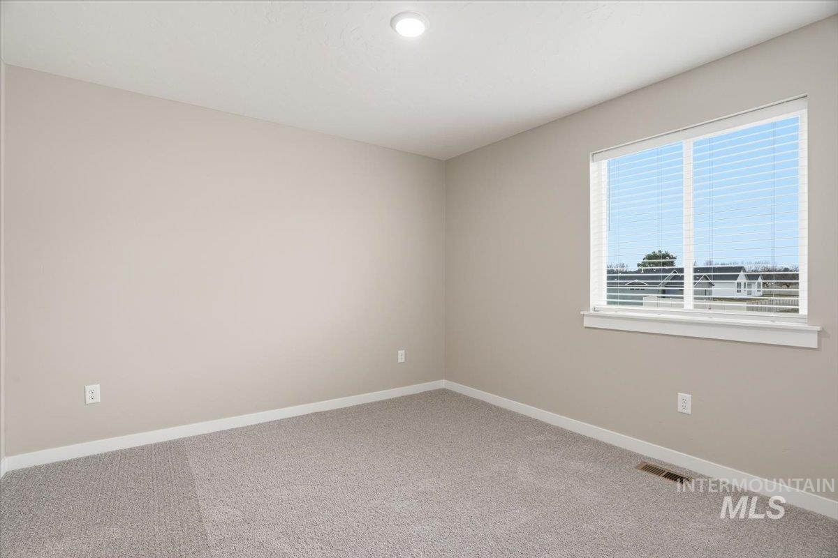 2315 N Silver Wolf Pl, Star, Idaho 83669, 5 Bedrooms, 4 Bathrooms, Residential For Sale, Price $679,990,MLS 98972425