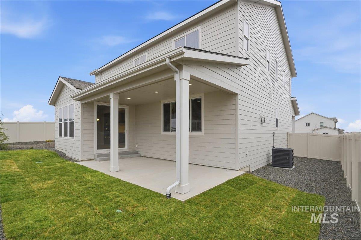 2315 N Silver Wolf Pl, Star, Idaho 83669, 5 Bedrooms, 4 Bathrooms, Residential For Sale, Price $679,990,MLS 98972425