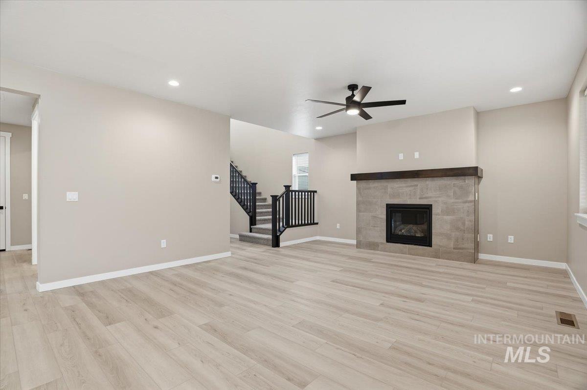 2315 N Silver Wolf Pl, Star, Idaho 83669, 5 Bedrooms, 4 Bathrooms, Residential For Sale, Price $679,990,MLS 98972425