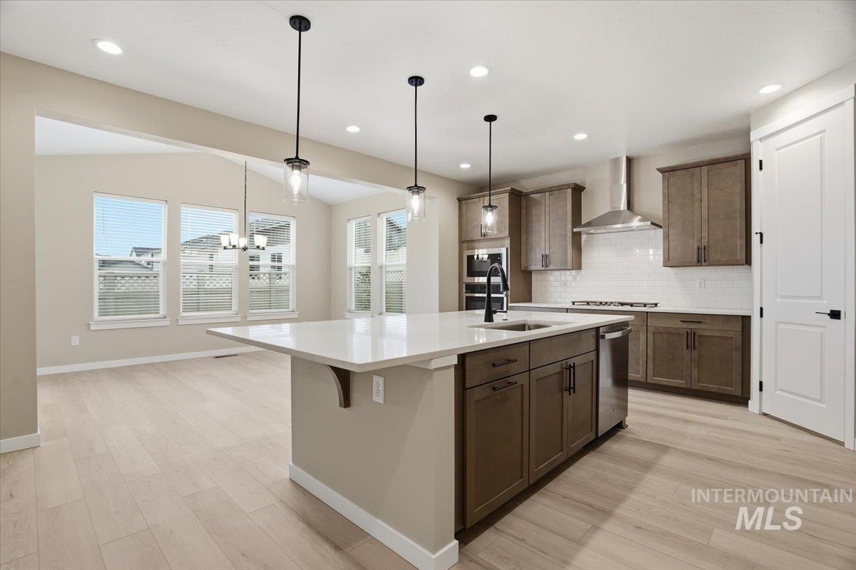 2315 N Silver Wolf Pl, Star, Idaho 83669, 5 Bedrooms, 4 Bathrooms, Residential For Sale, Price $679,990,MLS 98972425