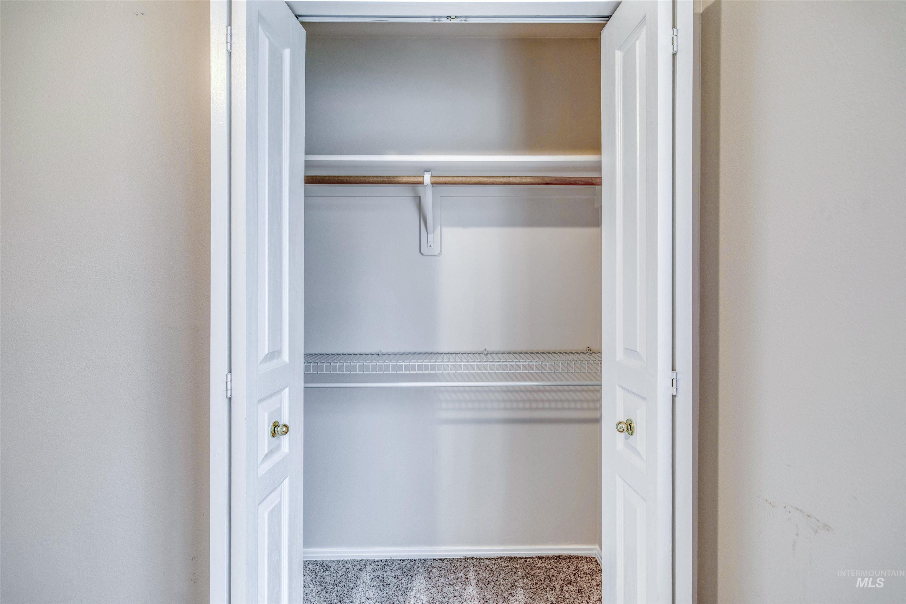 1008 Pintail St, Fruitland, Idaho 83619, 3 Bedrooms, 2 Bathrooms, Residential For Sale, Price $374,900,MLS 98972427