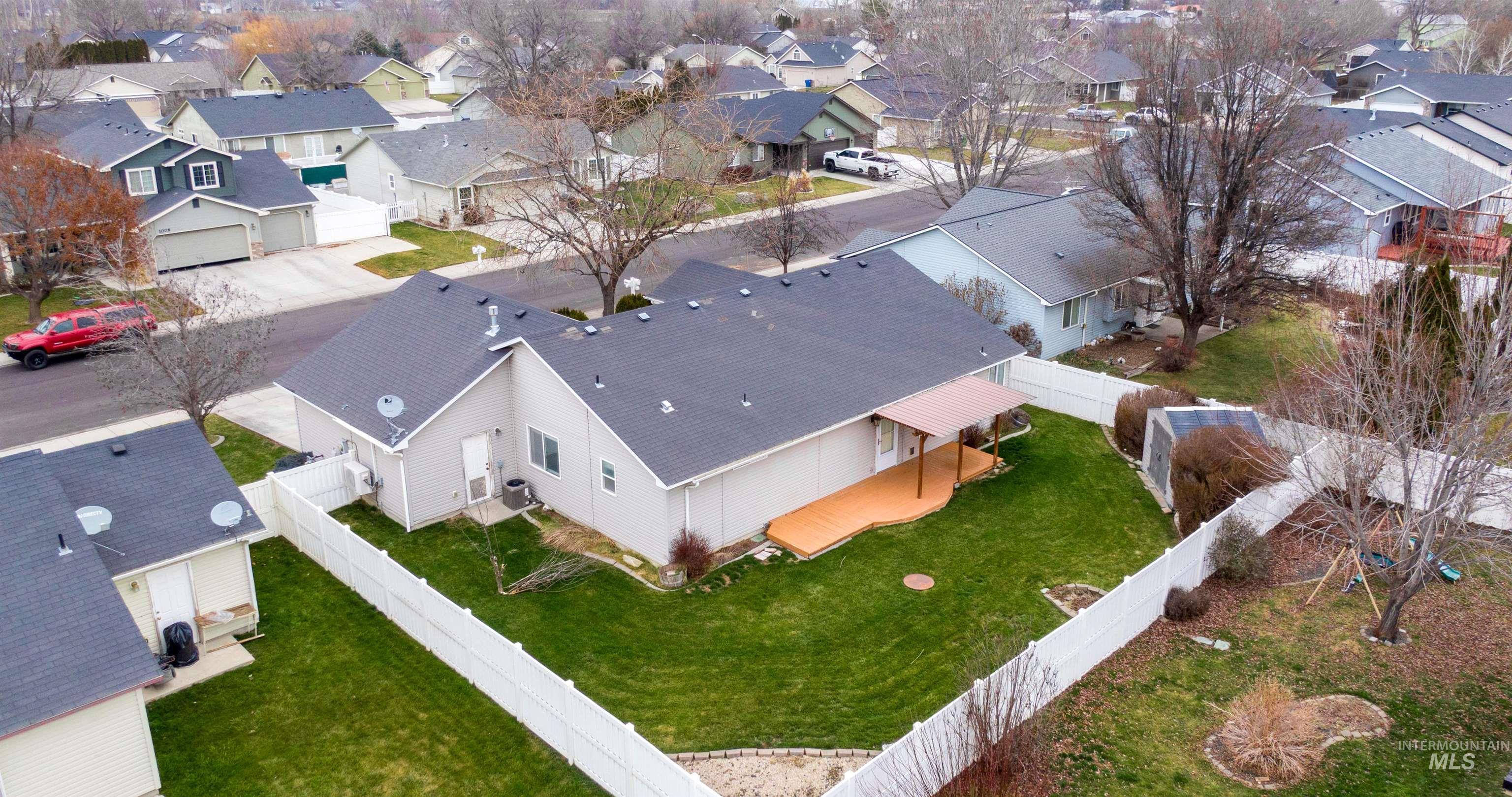 1008 Pintail St, Fruitland, Idaho 83619, 3 Bedrooms, 2 Bathrooms, Residential For Sale, Price $374,900,MLS 98972427