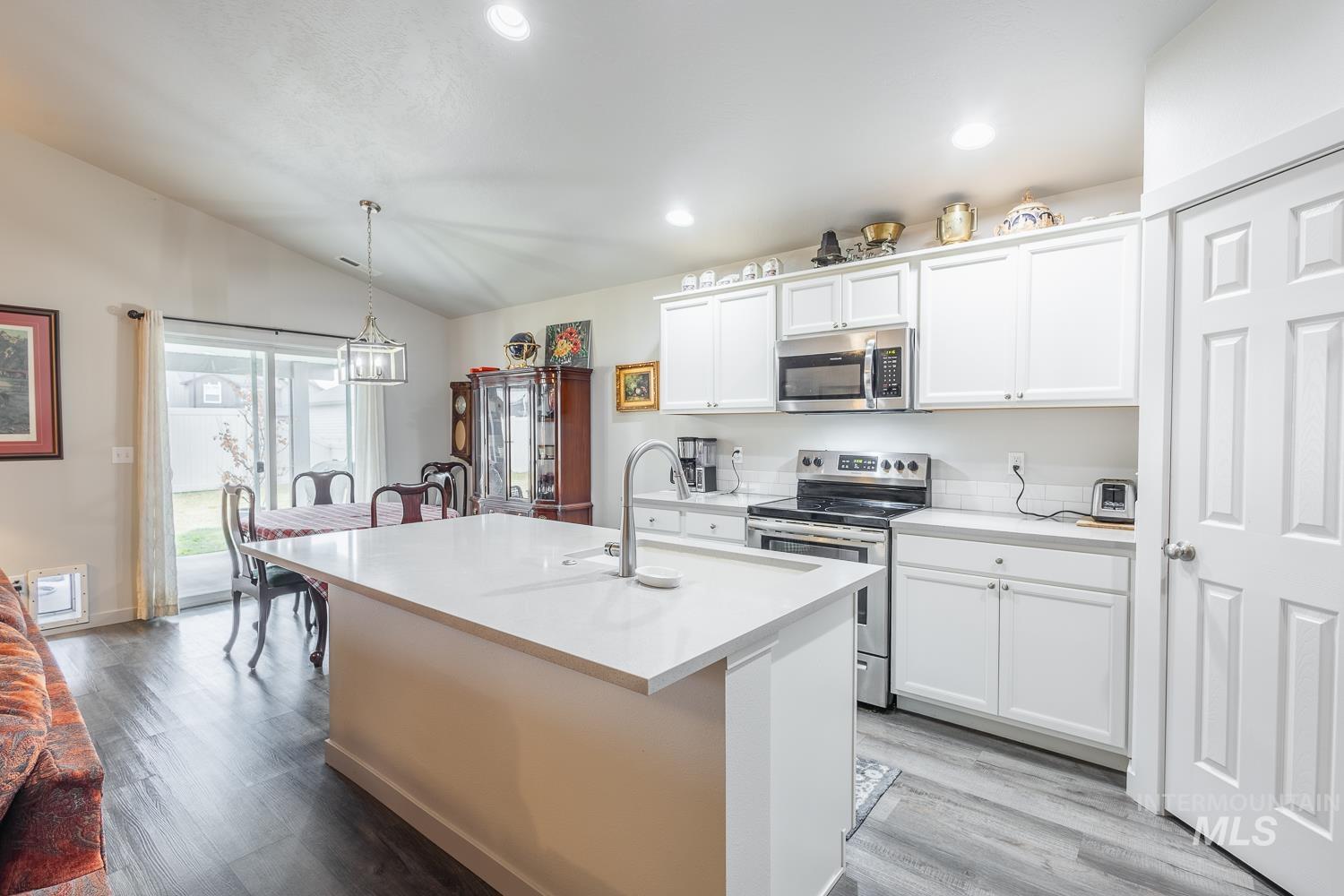 11309 W Viola St, Nampa, Idaho 83651, 3 Bedrooms, 2 Bathrooms, Residential For Sale, Price $450,000,MLS 98972428