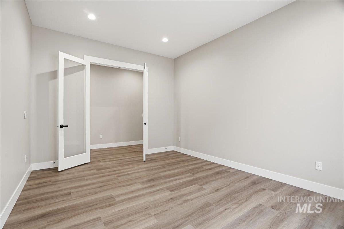 883 N Falling Water Way, Eagle, Idaho 83616, 3 Bedrooms, 2.5 Bathrooms, Residential For Sale, Price $804,990,MLS 98972436