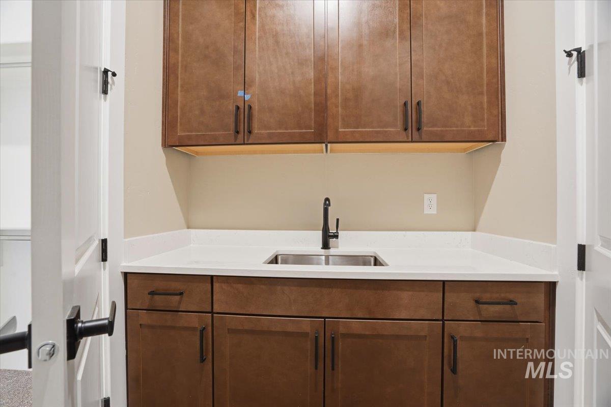 883 N Falling Water Way, Eagle, Idaho 83616, 3 Bedrooms, 2.5 Bathrooms, Residential For Sale, Price $804,990,MLS 98972436