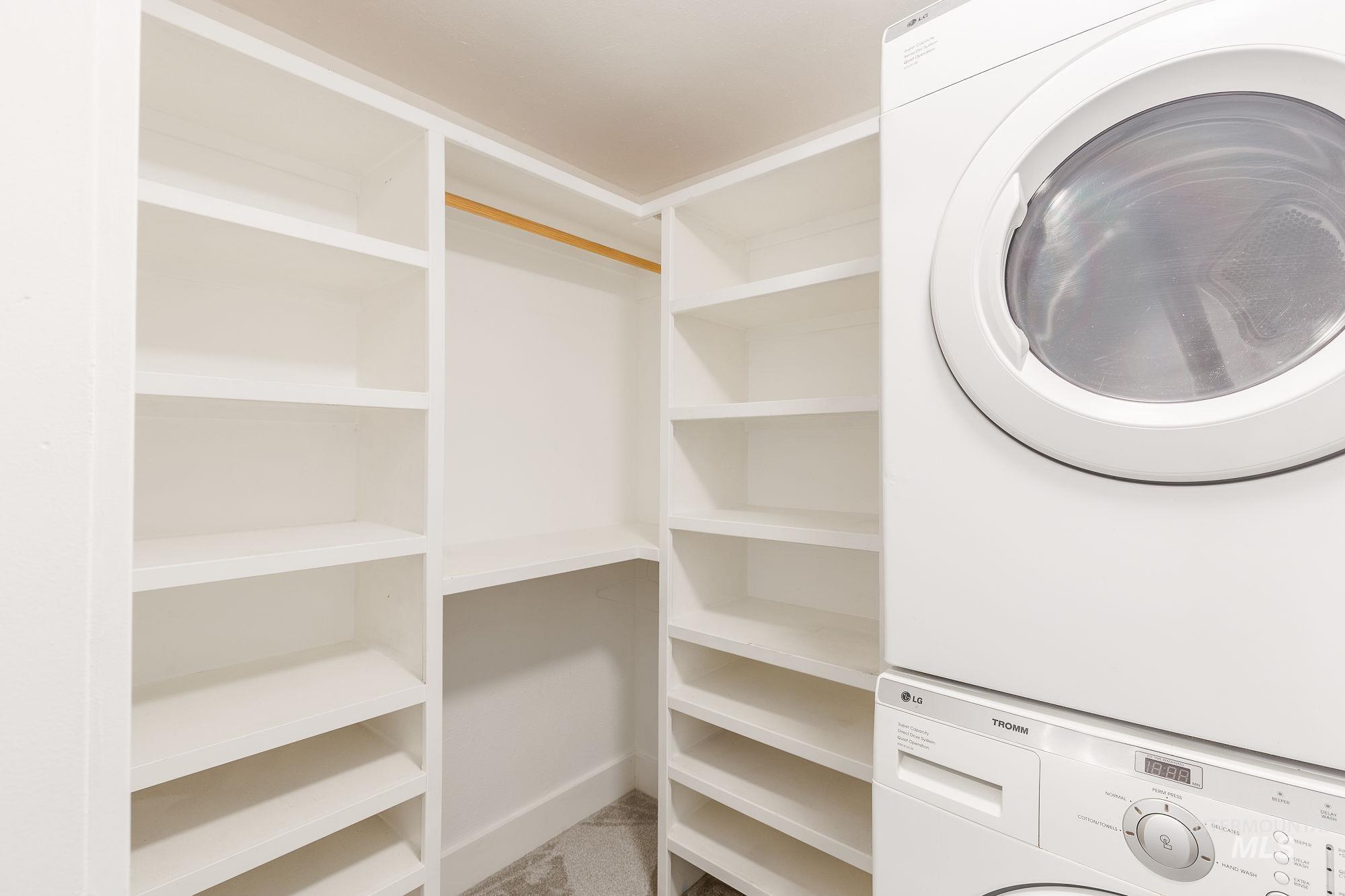 346 E Mission Dr, Eagle, Idaho 83616, 4 Bedrooms, 2 Bathrooms, Residential For Sale, Price $499,900,MLS 98972438