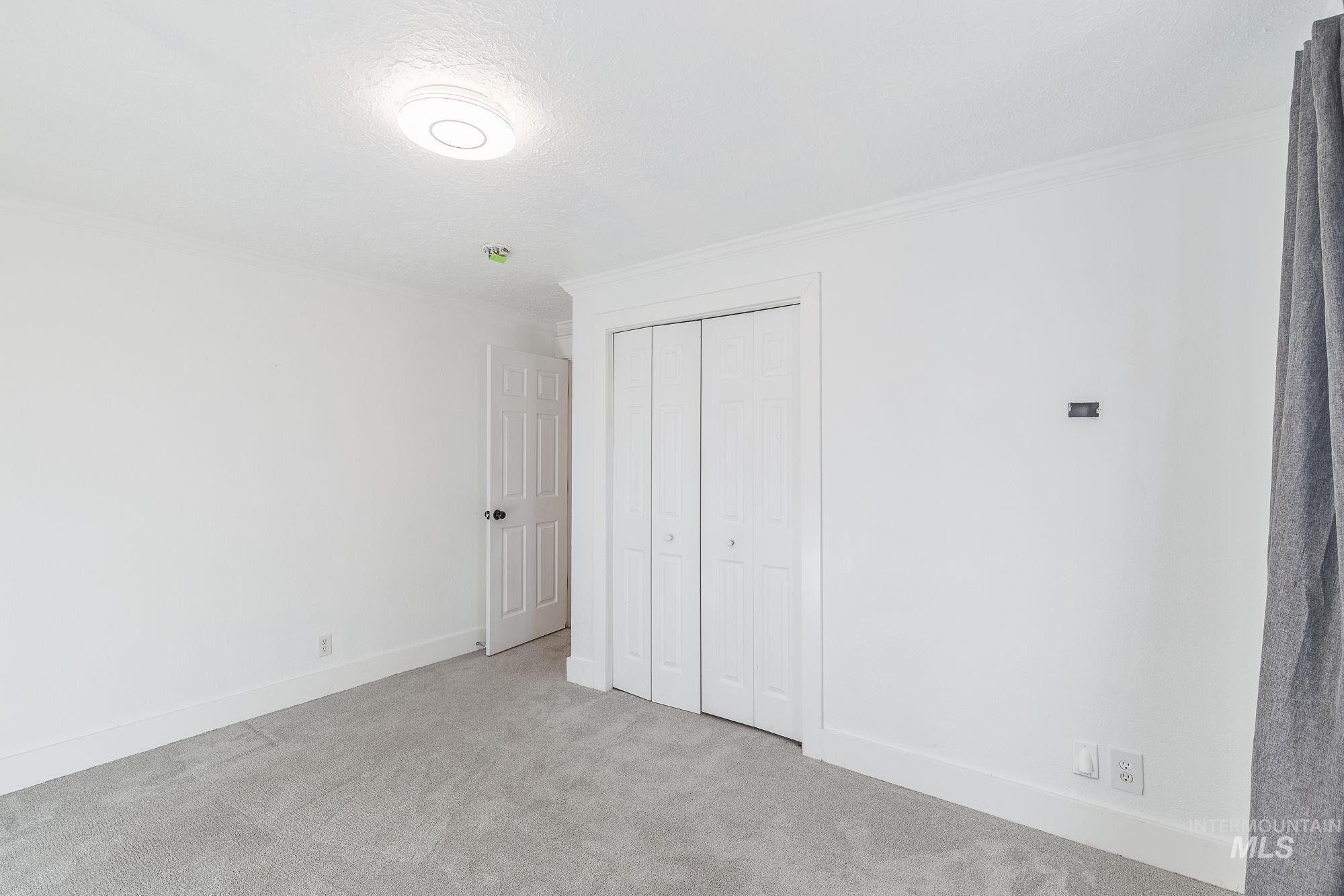 346 E Mission Dr, Eagle, Idaho 83616, 4 Bedrooms, 2 Bathrooms, Residential For Sale, Price $499,900,MLS 98972438