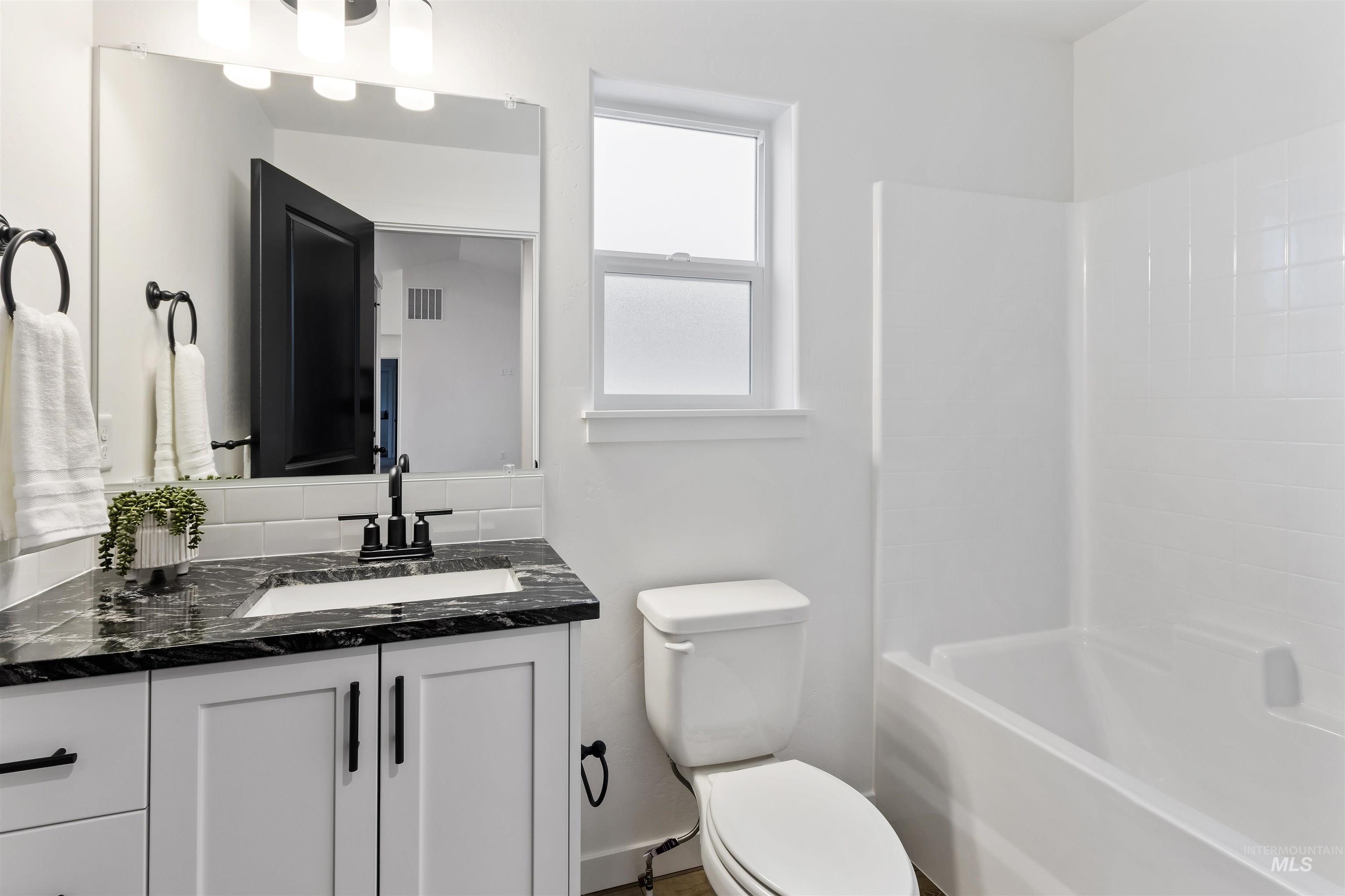 841 Waveland Avenue, Filer, Idaho 83328, 3 Bedrooms, 2 Bathrooms, Residential For Sale, Price $349,000,MLS 98972439