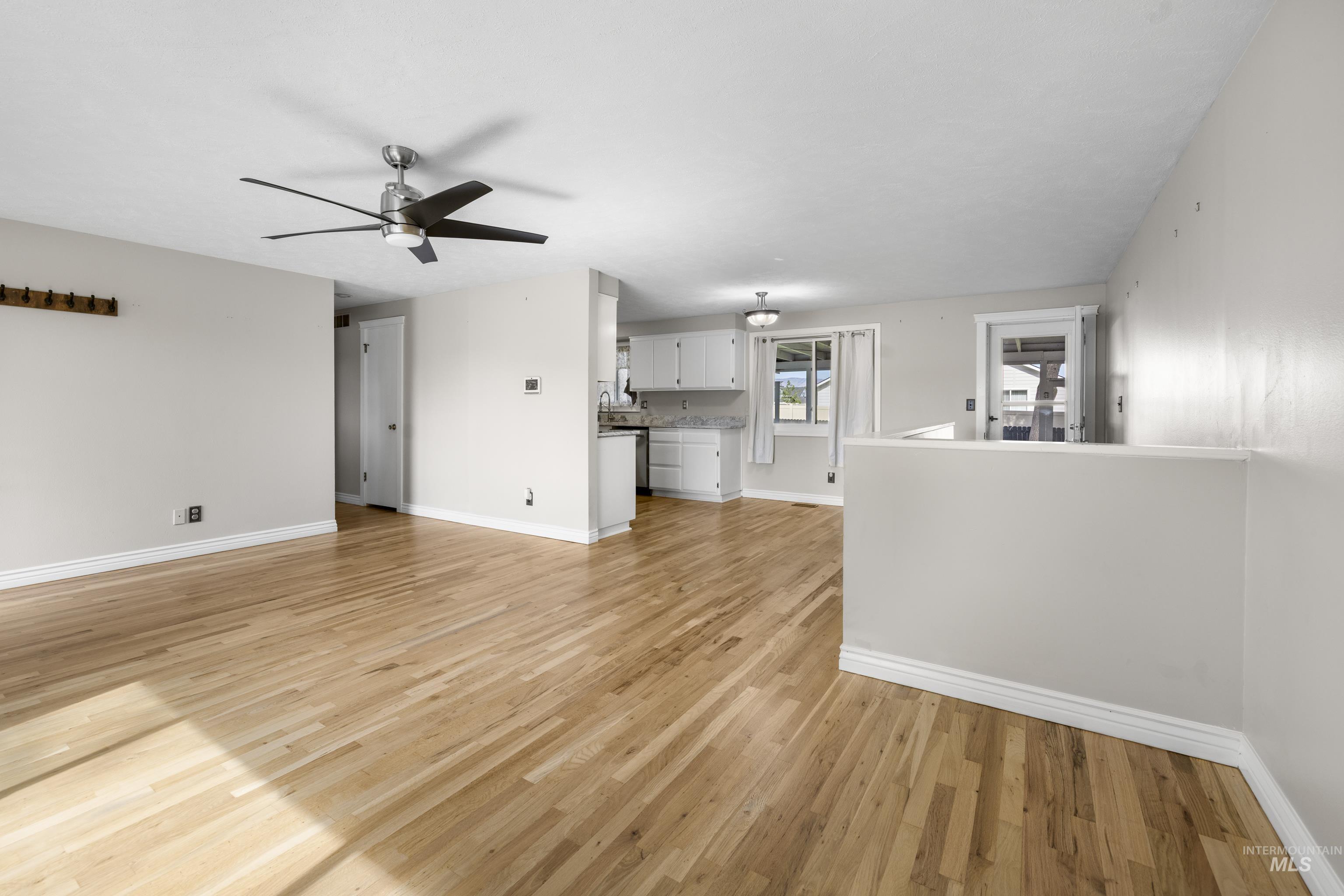 1790 N 7th E, Mountain Home, Idaho 83647, 5 Bedrooms, 2 Bathrooms, Residential For Sale, Price $359,000, 98972440