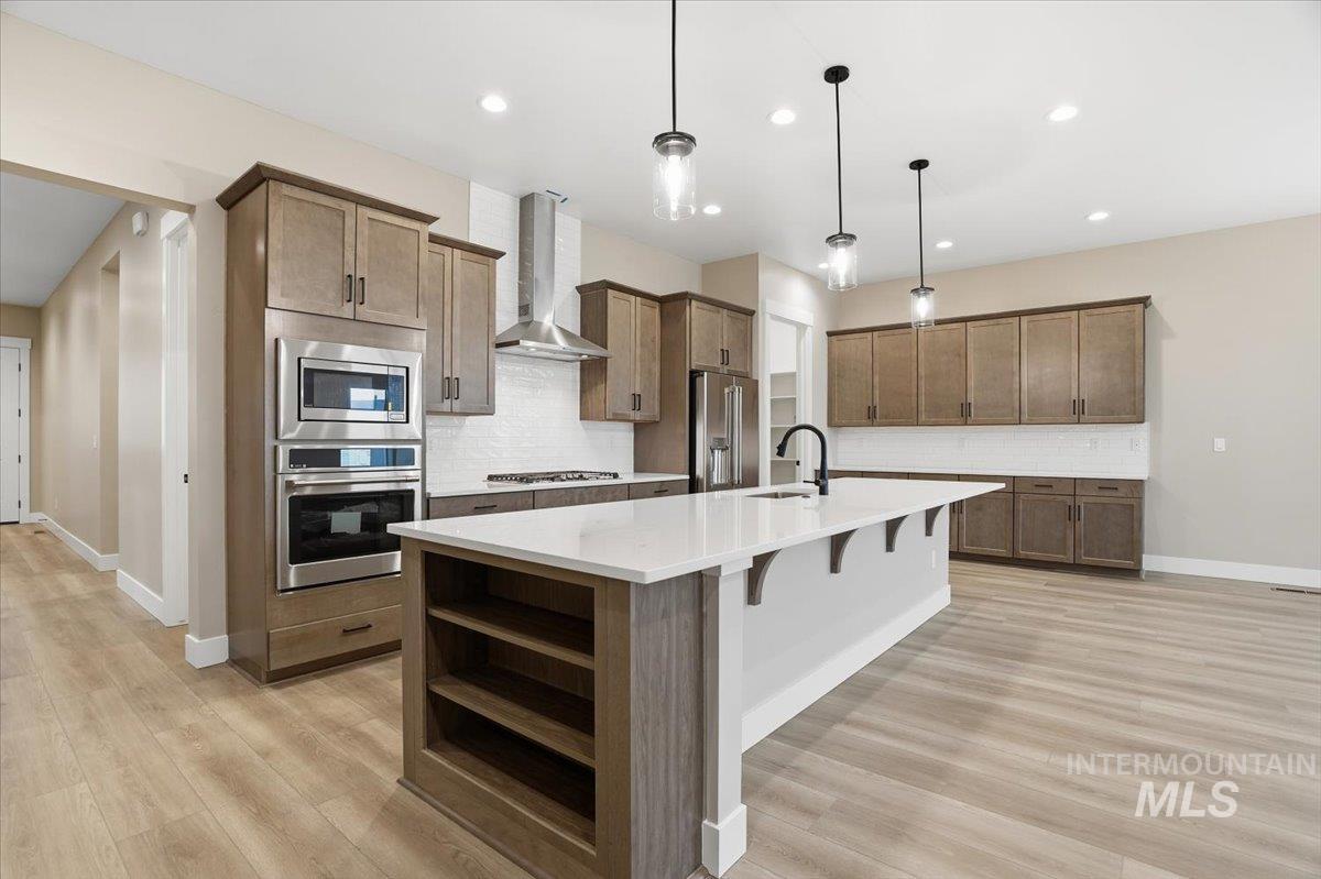 2378 N Kenora Ave, Star, Idaho 83669, 3 Bedrooms, 2.5 Bathrooms, Residential For Sale, Price $789,990,MLS 98972444