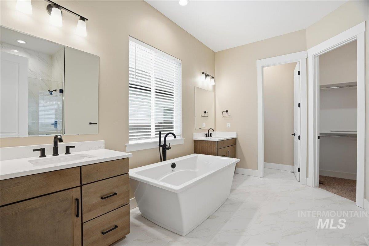 2378 N Kenora Ave, Star, Idaho 83669, 3 Bedrooms, 2.5 Bathrooms, Residential For Sale, Price $789,990,MLS 98972444