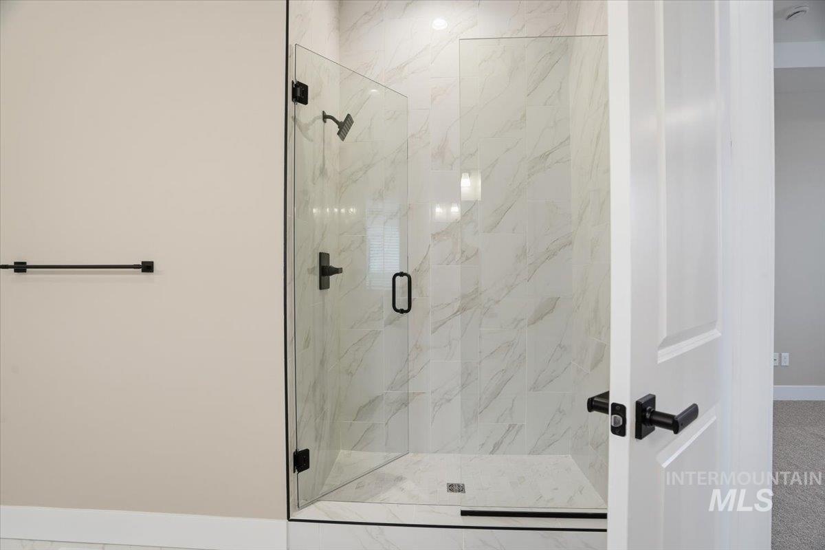 2378 N Kenora Ave, Star, Idaho 83669, 3 Bedrooms, 2.5 Bathrooms, Residential For Sale, Price $789,990,MLS 98972444