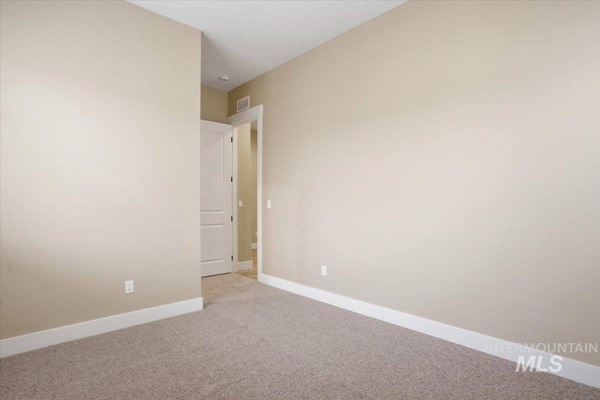 2378 N Kenora Ave, Star, Idaho 83669, 3 Bedrooms, 2.5 Bathrooms, Residential For Sale, Price $789,990,MLS 98972444