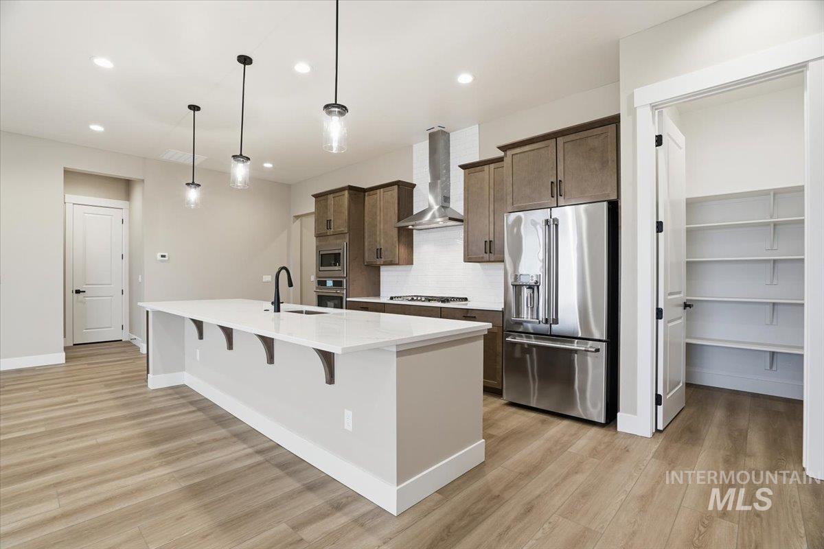 2378 N Kenora Ave, Star, Idaho 83669, 3 Bedrooms, 2.5 Bathrooms, Residential For Sale, Price $789,990,MLS 98972444