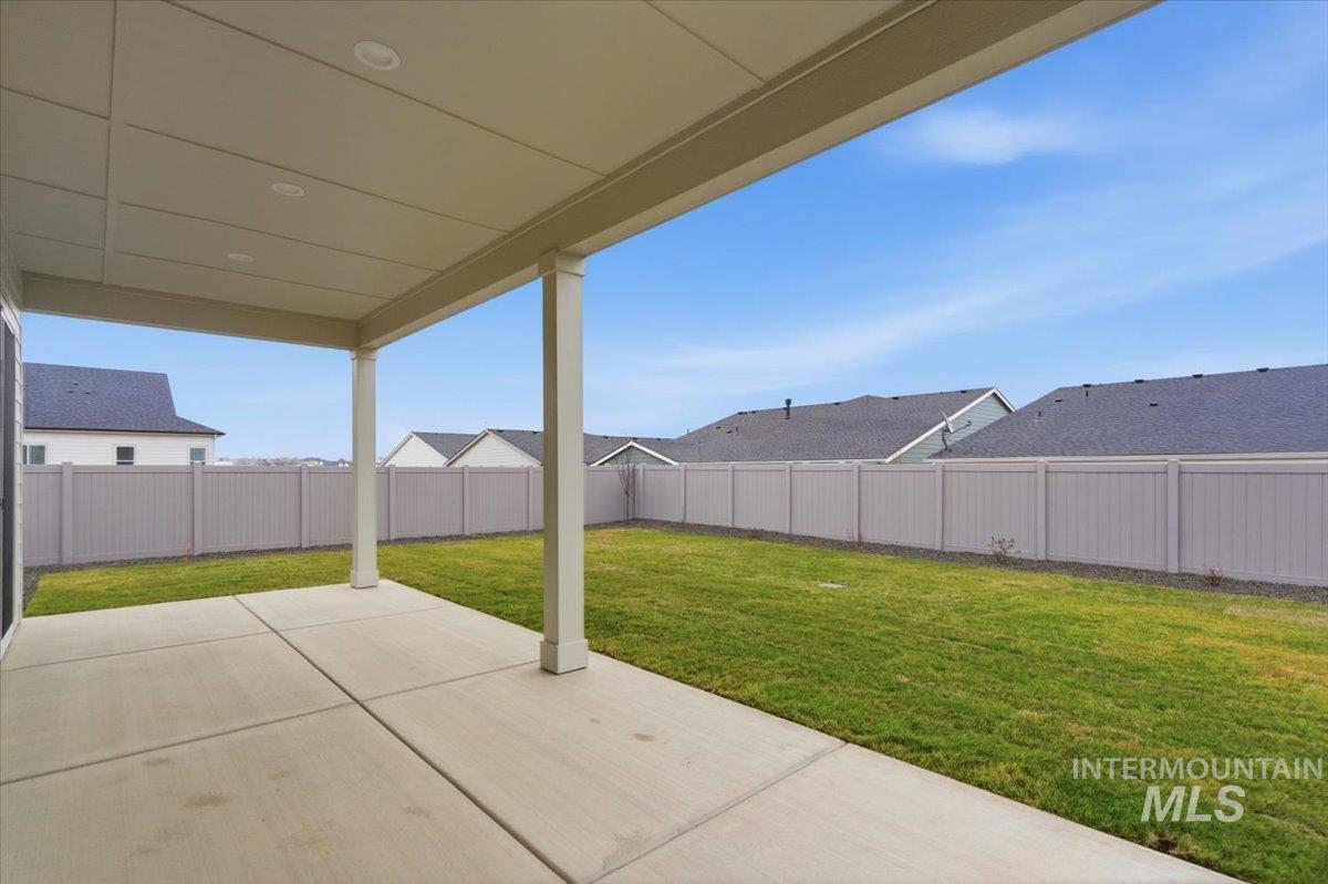 2378 N Kenora Ave, Star, Idaho 83669, 3 Bedrooms, 2.5 Bathrooms, Residential For Sale, Price $789,990,MLS 98972444