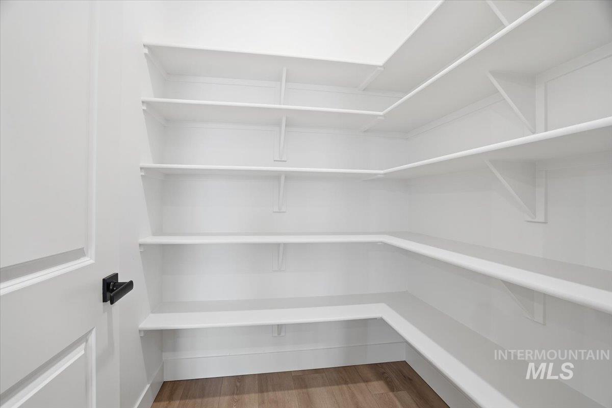 2378 N Kenora Ave, Star, Idaho 83669, 3 Bedrooms, 2.5 Bathrooms, Residential For Sale, Price $789,990,MLS 98972444