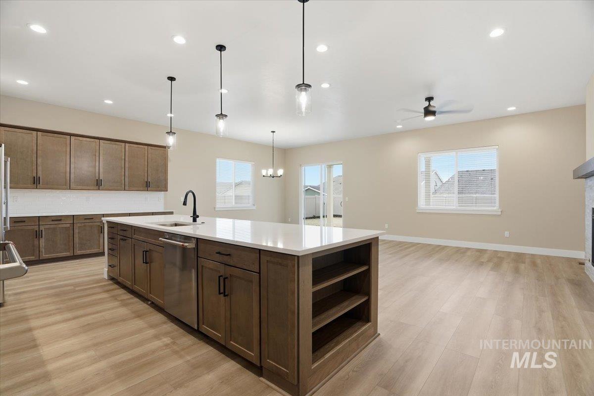 2378 N Kenora Ave, Star, Idaho 83669, 3 Bedrooms, 2.5 Bathrooms, Residential For Sale, Price $789,990,MLS 98972444