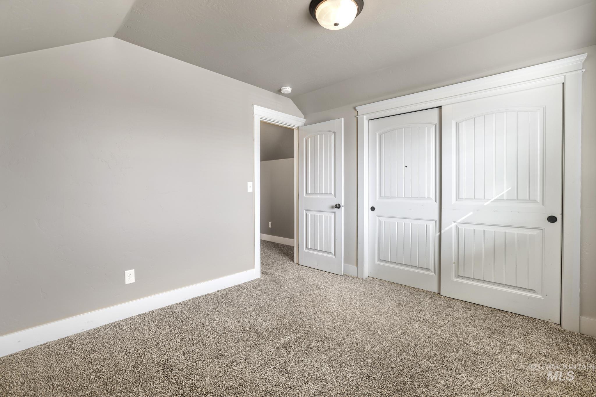 321 Arrow Street, Twin Falls, Idaho 83301, 3 Bedrooms, 2.5 Bathrooms, Residential For Sale, Price $445,000,MLS 98972451