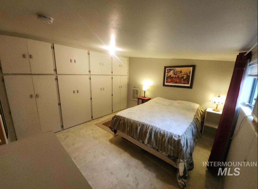 1905 Flamingo, Nampa, Idaho 83651, 3 Bedrooms, 2 Bathrooms, Residential For Sale, Price $179,900,MLS 98972452