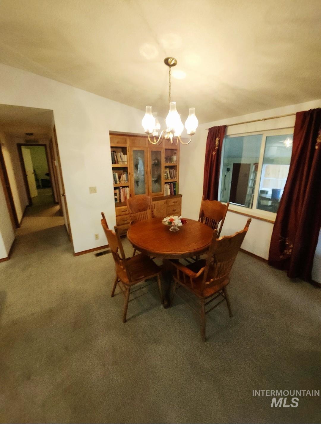 1905 Flamingo, Nampa, Idaho 83651, 3 Bedrooms, 2 Bathrooms, Residential For Sale, Price $179,900,MLS 98972452