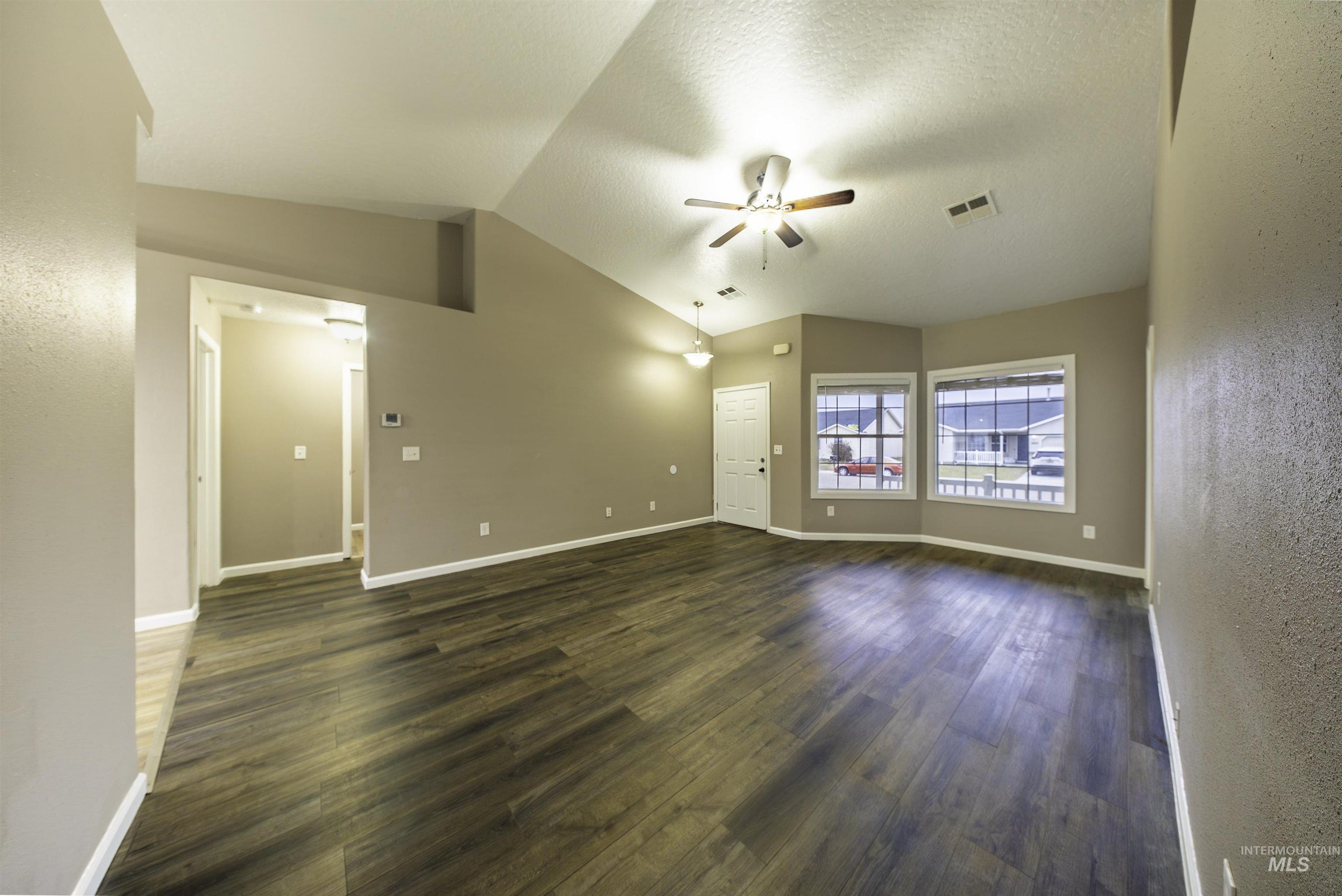 3808 Pierre Ave., Caldwell, Idaho 83605, 4 Bedrooms, 2 Bathrooms, Residential For Sale, Price $364,500,MLS 98972453