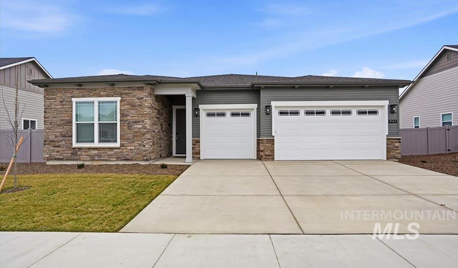 2221 N Kenora Ave, Star, Idaho 83669, 4 Bedrooms, 3.5 Bathrooms, Residential For Sale, Price $779,990,MLS 98972455